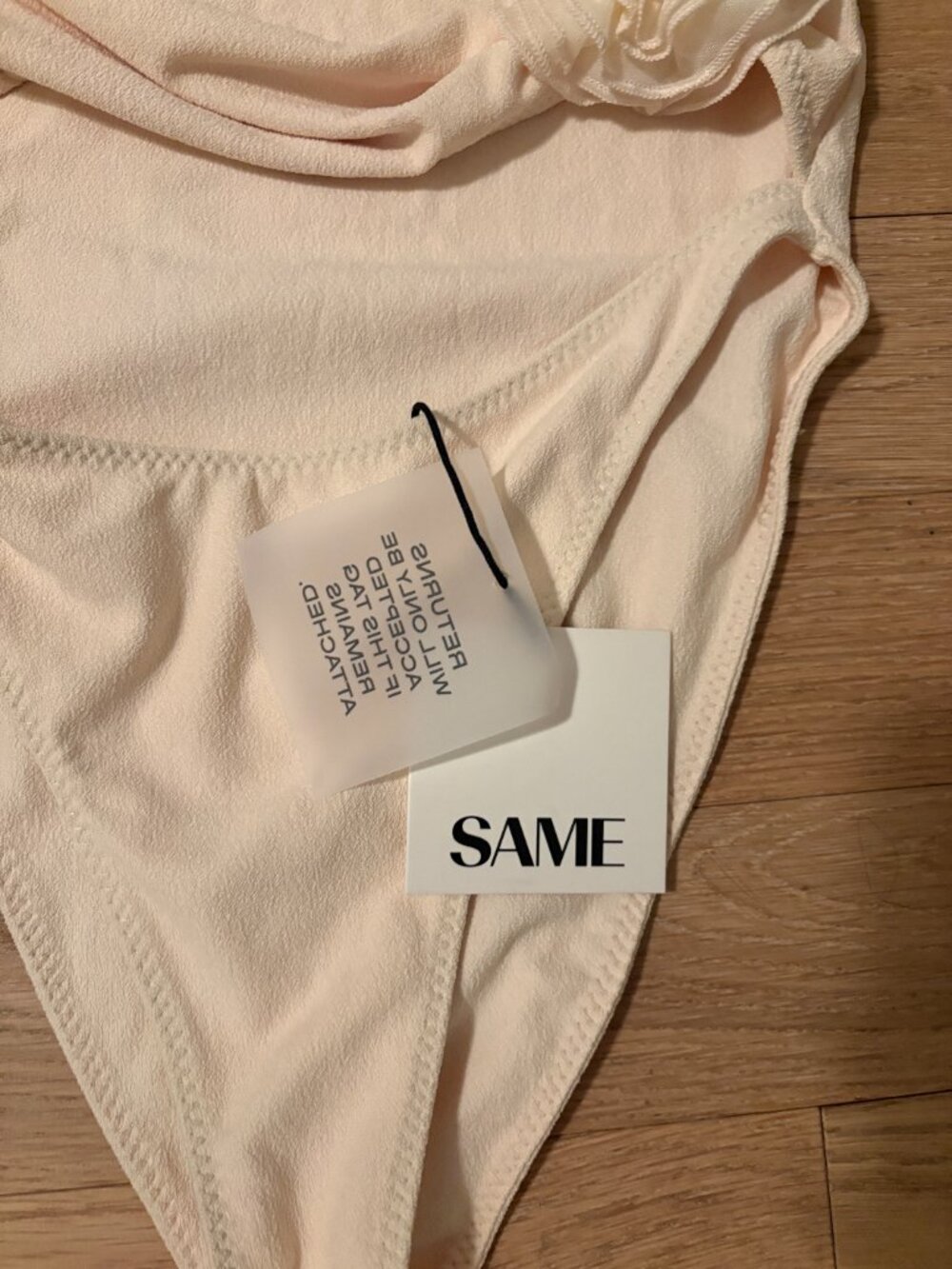 NWT Same Swim Rose Cut Out Swim Suit Cream Size M - Picture 6 of 6